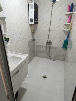 Bakı, köhnə tikili 2 otaqlı, satılır, 52 m²  , Binəqədi rayonu, 7-ci mikrorayon