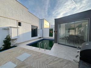 Bakı, həyət evi 4 otaqlı, satılır, 160 m² , 4.2 sot , Xəzər rayonu, Şüvəlan