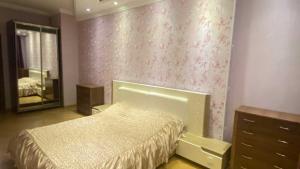 Bakı, yeni tikili 2 otaqlı, günlük kirayə, 70 m²  , Binəqədi rayonu, 7-ci mikrorayon