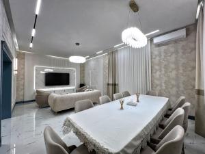 Bakı, həyət evi 5 otaqlı, satılır, 350 m² , 8 sot , Xəzər rayonu, Şüvəlan