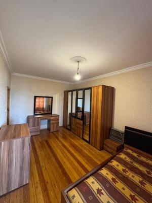 Bakı, köhnə tikili 5 otaqlı, satılır, 100 m²  , Xətai rayonu, Əhmədli