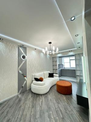 Bakı, köhnə tikili 3 otaqlı, satılır, 80 m²  , Xətai rayonu, H.Aslanov qəs.
