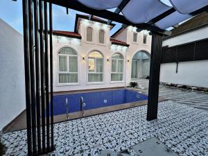 Bakı, bağ/həyət evi 4 otaqlı, satılır, 140 m² , 2.5 sot , Xəzər rayonu, Binə qəs.