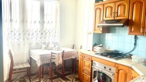 Bakı, köhnə tikili 2 otaqlı, satılır, 75 m²  , Yasamal rayonu, Yasamal qəs.