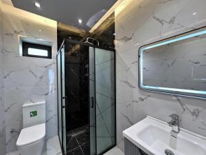 Bakı, həyət evi 6 otaqlı, satılır, 270 m² , 5 sot , Xəzər rayonu, Mərdəkan