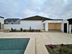 Bakı, bağ/həyət evi 4 otaqlı, satılır , 4.6 sot , Xəzər rayonu, Şüvəlan