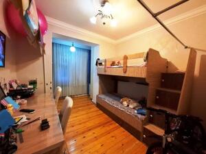 Bakı, köhnə tikili 3 otaqlı, satılır, 3 m²  , Nizami rayonu, 8-ci kilometr