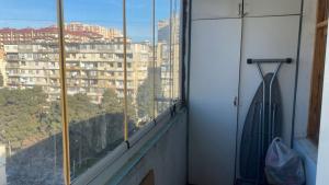 Bakı, köhnə tikili 2 otaqlı, satılır, 65 m²  , Xətai rayonu
