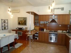 Bakı, köhnə tikili 5 otaqlı, satılır, 160 m²  , Nəsimi rayonu