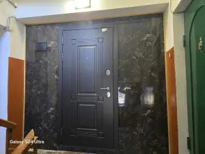 3 комната старое здание, продажа, 85 m², Бакы, Бинәгәди рајону, Бинәгәди гәс.
