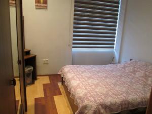 Bakı, köhnə tikili 2 otaqlı, kirayə, 65 m²  , Səbail rayonu