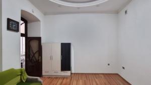 Bakı, köhnə tikili 3 otaqlı, satılır, 85 m²  , Səbail rayonu