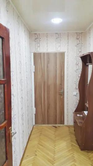 Bakı, köhnə tikili 2 otaqlı, satılır, 47 m²  , Binəqədi rayonu, 8-ci mikrorayon