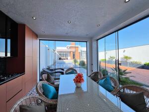 Bakı, bağ evi , satılır, 170 m² , 5.5 sot , Xəzər rayonu, Mərdəkan