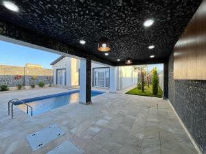 Bakı, həyət evi 4 otaqlı, satılır, 160 m² , 4 sot , Xəzər rayonu, Şüvəlan