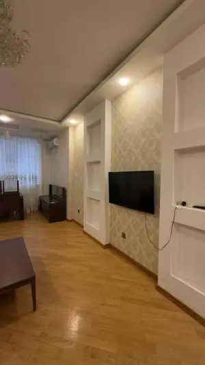 3 комната старое здание, арендовать, 150 m², Бакы, Нәсими рајону