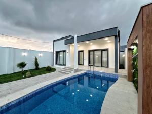 Bakı, bağ/həyət evi 4 otaqlı, satılır, 150 m² , 3.3 sot , Xəzər rayonu, Şüvəlan