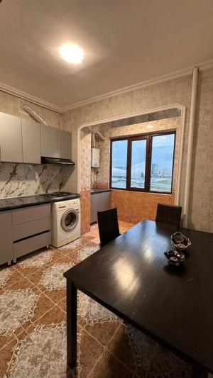 Bakı, köhnə tikili 3 otaqlı, kirayə, 85 m²  , Nərimanov rayonu