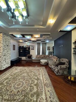 Bakı, yeni tikili 4 otaqlı, satılır, 180 m²  , Xətai rayonu