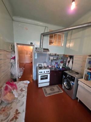 Sumqayıt, köhnə tikili 2 otaqlı, satılır, 52 m²  , 17-ci məhəllə