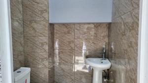 Bakı, obyekt 1 otaqlı, satılır, 100 m²  , Xətai rayonu, Ağ şəhər