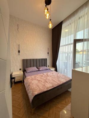 3 комната новостройка, посуточная аренда, 90 m², Бакы, Нәриманов рајону, Бөјүкшор гәс.