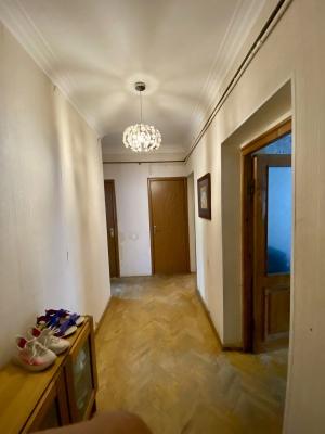 Bakı, köhnə tikili 4 otaqlı, satılır, 100 m²  , Səbail rayonu, Badamdar qəs.