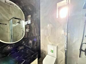 Bakı, həyət evi 5 otaqlı, satılır, 220 m² , 3 sot , Xəzər rayonu, Şüvəlan