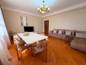 Bakı, yeni tikili 2 otaqlı, satılır, 96 m²  , Nərimanov rayonu