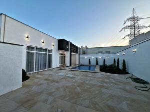 Bakı, bağ/həyət evi 4 otaqlı, satılır, 155 m² , 3.3 sot , Xəzər rayonu, Şüvəlan