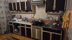 Bakı, köhnə tikili 2 otaqlı, satılır, 52 m²  , Nizami rayonu, 8-ci kilometr