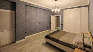 Bakı, yeni tikili 3 otaqlı, satılır, 150 m²  , Binəqədi rayonu, 8-ci mikrorayon