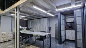 Bakı, ofis 4 otaqlı, satılır, 140 m²  , Xətai rayonu, Ağ şəhər