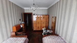 Bakı, köhnə tikili 4 otaqlı, satılır, 110 m²  , Yasamal rayonu