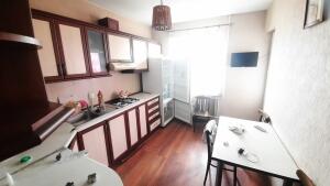 Bakı, köhnə tikili 4 otaqlı, satılır, 110 m²  , Yasamal rayonu