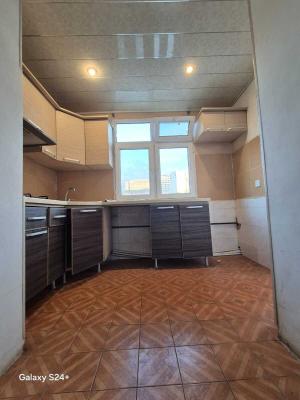 Bakı, köhnə tikili 4 otaqlı, satılır, 100 m²  , Yasamal rayonu, Yeni Yasamal qəs.