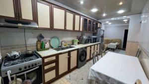 Bakı, köhnə tikili 3 otaqlı, satılır, 125 m²  , Sabunçu rayonu, Bakıxanov qəs.