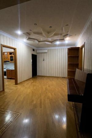 Bakı, yeni tikili 4 otaqlı, satılır, 150 m²  , Nəsimi rayonu, 3-cü mikrorayon