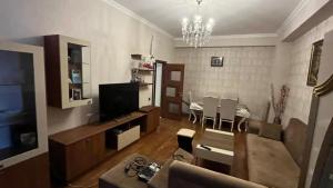 Bakı, yeni tikili 2 otaqlı, kirayə, 75 m²  , Binəqədi rayonu