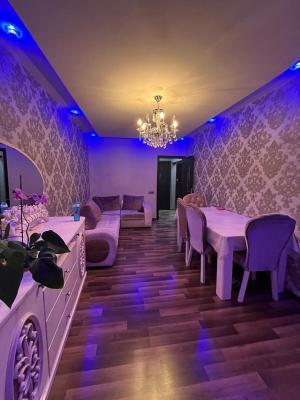 Bakı, köhnə tikili 2 otaqlı, satılır, 60 m²  , Xətai rayonu