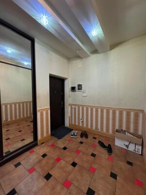 Bakı, yeni tikili 4 otaqlı, satılır, 180 m²  , Xətai rayonu