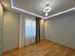 Bakı, həyət evi 4 otaqlı, satılır, 270 m² , 5 sot , Xəzər rayonu, Mərdəkan