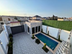Bakı, həyət evi 4 otaqlı, satılır, 270 m² , 3 sot , Xəzər rayonu, Şüvəlan