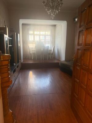 Bakı, köhnə tikili 2 otaqlı, satılır, 70 m²  , Nəsimi rayonu