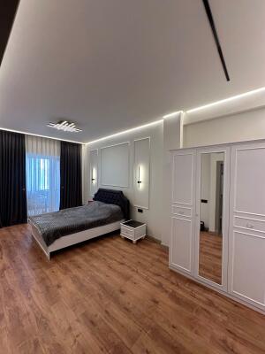 Bakı, yeni tikili 2 otaqlı, satılır, 113.6 m²  , Binəqədi rayonu, Biləcəri qəs.