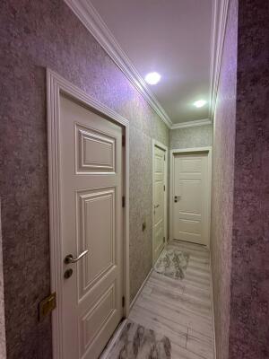 Bakı, köhnə tikili 4 otaqlı, satılır, 110 m²  , Nizami rayonu, 8-ci kilometr