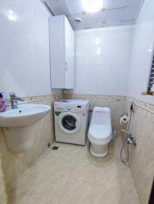 Bakı, yeni tikili 2 otaqlı, satılır, 100 m²  , Yasamal rayonu, Yasamal qəs.