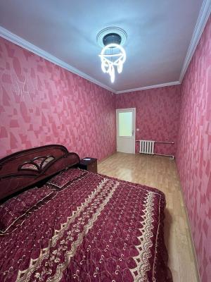 Bakı, köhnə tikili 2 otaqlı, satılır, 50 m²  , Binəqədi rayonu, 7-ci mikrorayon