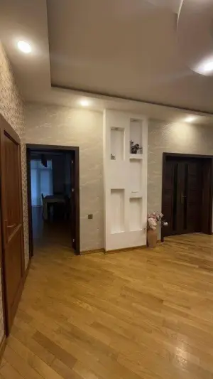 3 комната старое здание, арендовать, 150 m², Бакы, Нәсими рајону