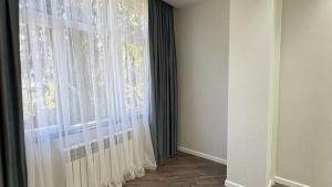 Bakı, köhnə tikili 3 otaqlı, satılır, 85 m²  , Sabunçu rayonu, Bakıxanov qəs.